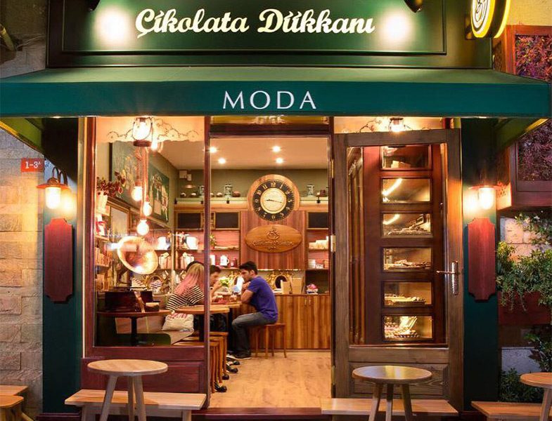 Kadıköy Moda'nın En Tatlı Mekanı Çikolata Dükkanı Resimlerle Tesettür