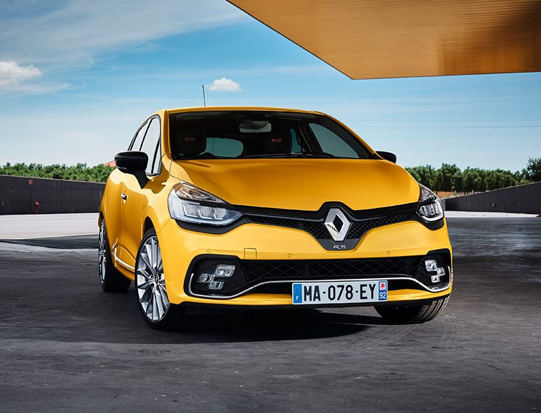 Renault Clio GT-Line versiyonu ve Clio R S.