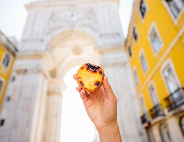 Portekiz’in Meşhur Tatlısı Pastel de Nata Tarifi